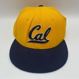 Cal Berkeley Caifornia Golden Bears Fitted Cap by Zephyr 7 3/4